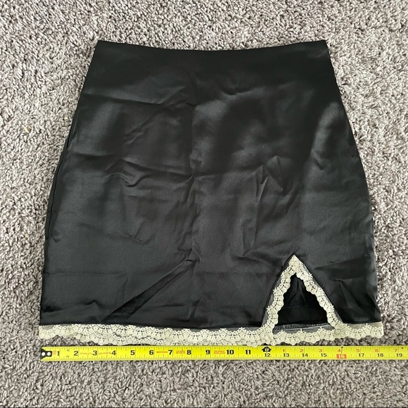 NEW Adika Black Skirt - Picture 11 of 11